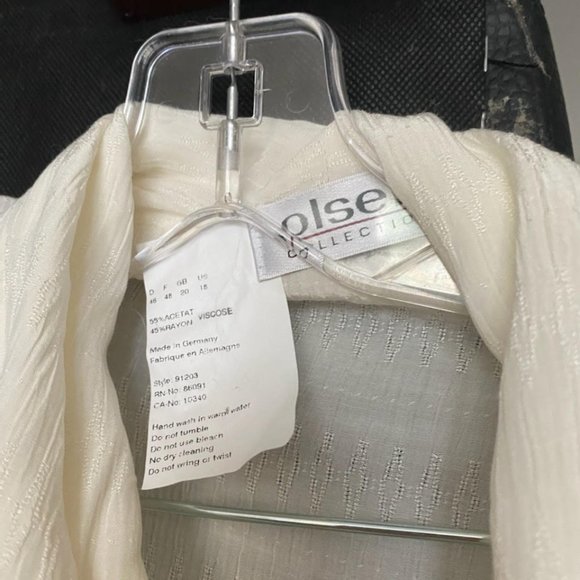 VINTAGE NWT  OLSEN COLLECTION   LADIES  BLOUSE. - Picture 3 of 4
